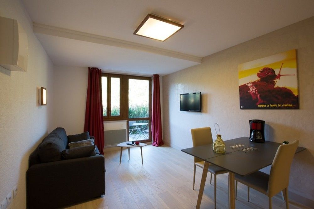 Sancy Resort Chambon-sur-Lac Exterior photo
